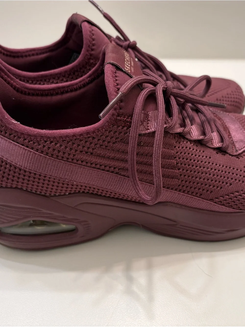 Skechers Los Angeles Vegan Burgundy/Plum Knit Lace-Up Sneakers Size 9